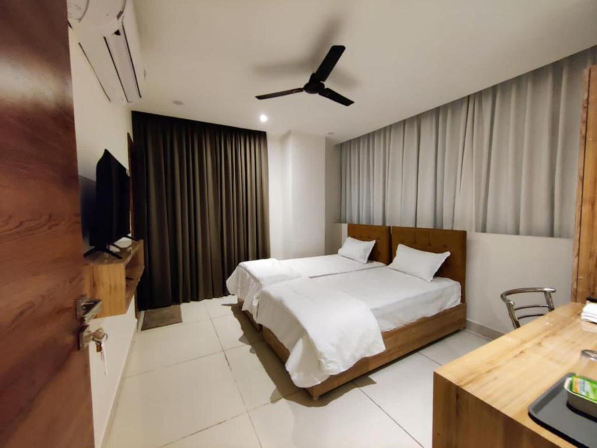 היידראבד Hotel Hibiscus Tree- Bachupally מראה חיצוני תמונה